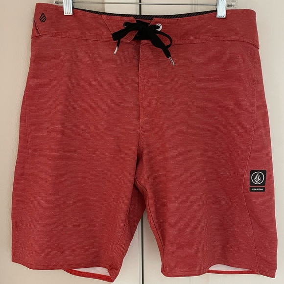 Volcom Other - Volcom Board Shorts Unlined, Salmon Pink Marbled with White, Size 34, 9" Inseam